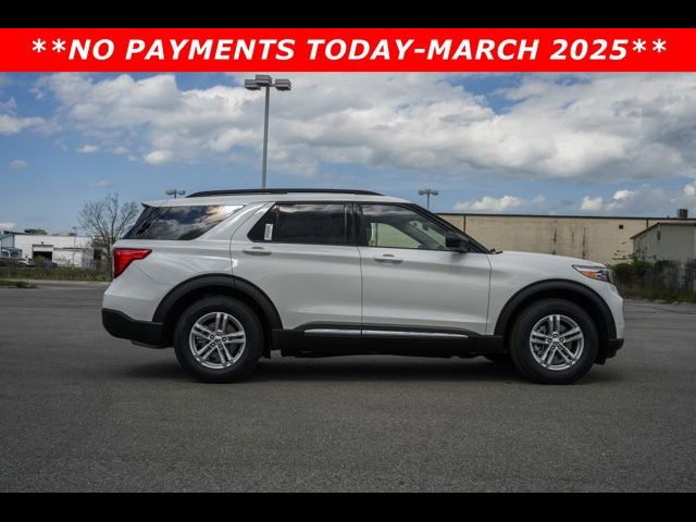 2024 Ford Explorer XLT