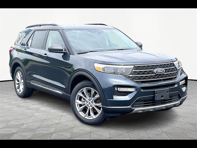 2024 Ford Explorer XLT