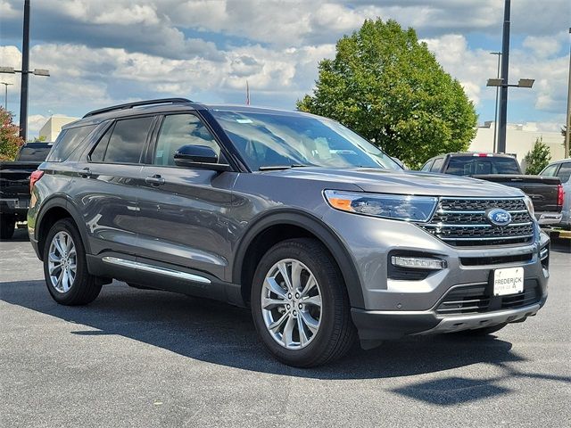 2024 Ford Explorer XLT