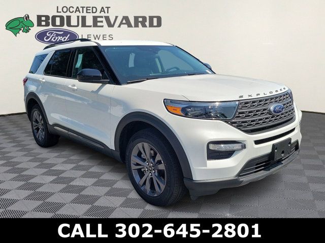 2024 Ford Explorer XLT