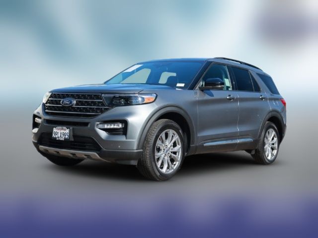 2024 Ford Explorer XLT