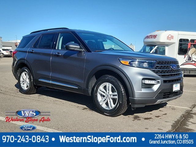 2024 Ford Explorer XLT