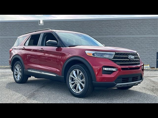 2024 Ford Explorer XLT