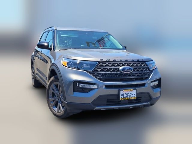 2024 Ford Explorer XLT