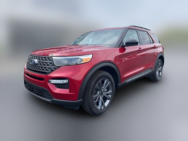 2024 Ford Explorer XLT