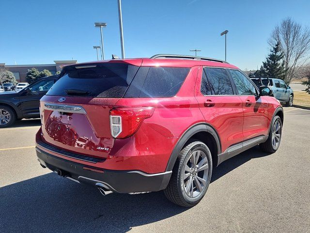 2024 Ford Explorer XLT