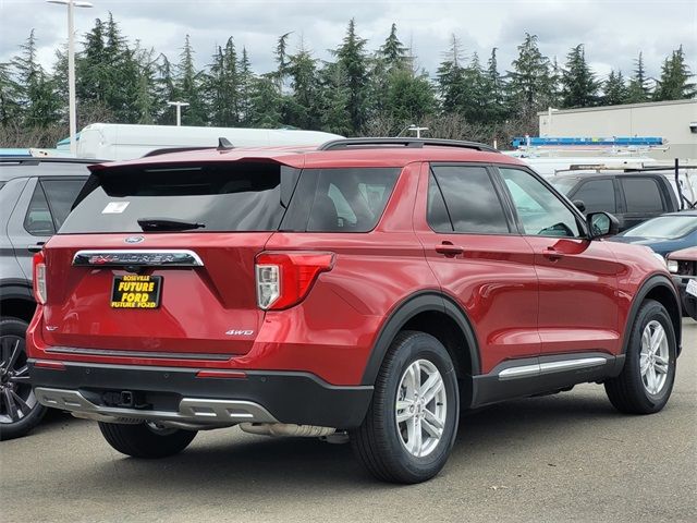 2024 Ford Explorer XLT