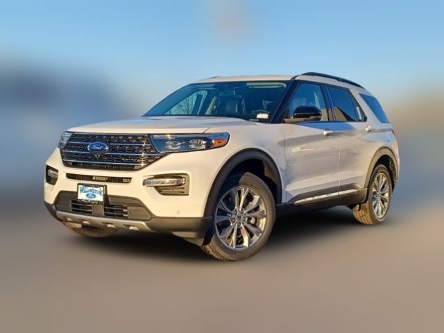 2024 Ford Explorer XLT