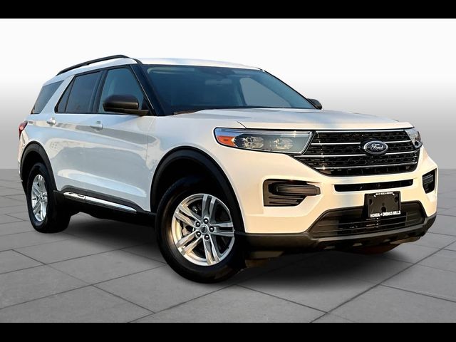 2024 Ford Explorer XLT