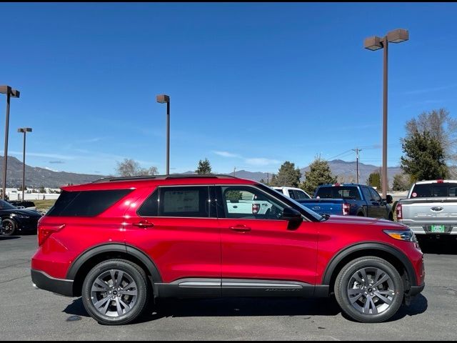 2024 Ford Explorer XLT