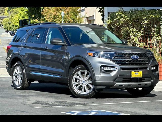 2024 Ford Explorer XLT