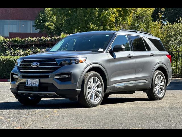 2024 Ford Explorer XLT