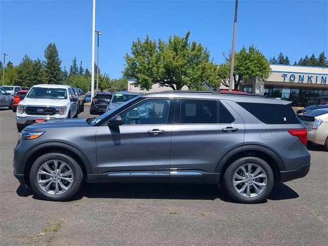 2024 Ford Explorer XLT