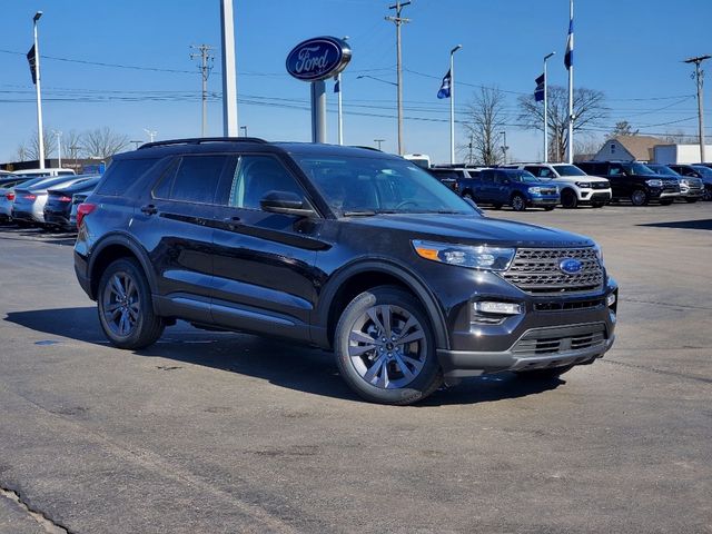 2024 Ford Explorer XLT