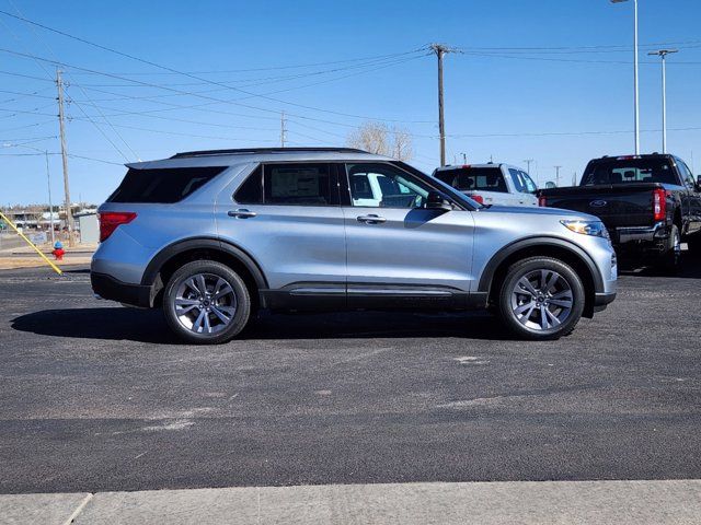 2024 Ford Explorer XLT