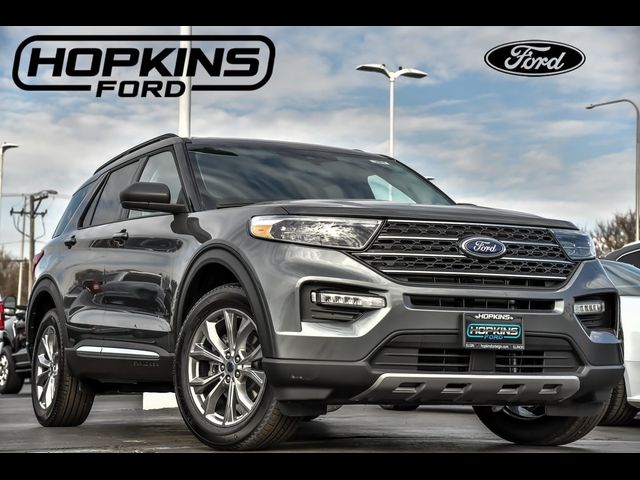 2024 Ford Explorer XLT