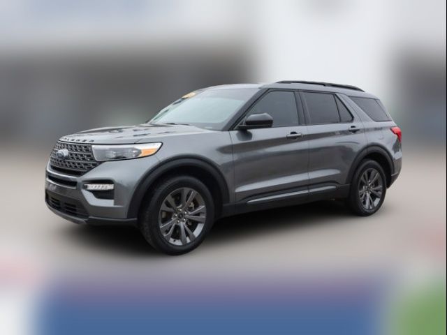 2024 Ford Explorer XLT