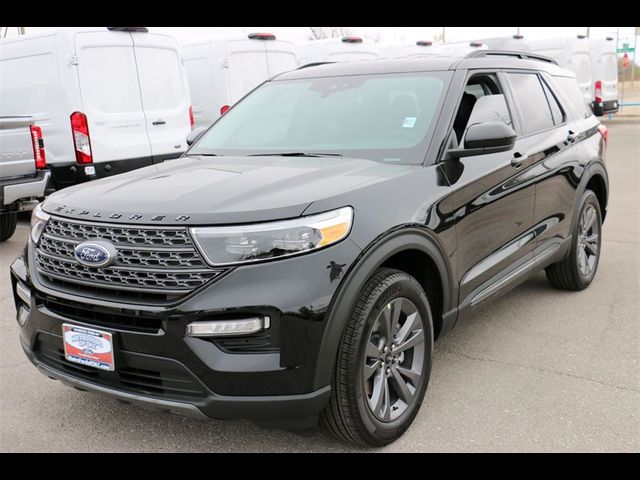 2024 Ford Explorer XLT