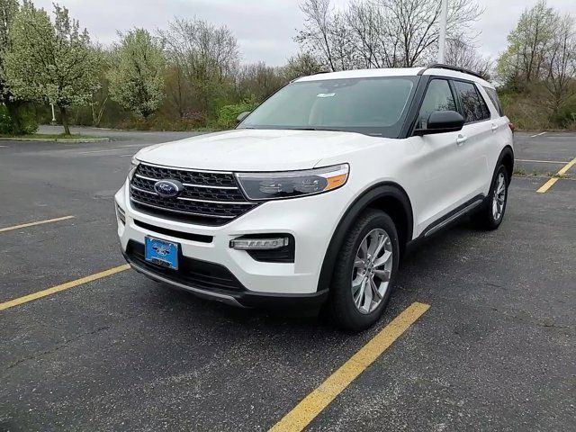 2024 Ford Explorer XLT