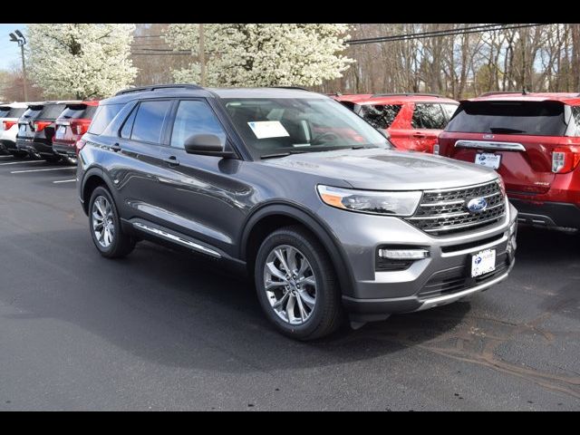 2024 Ford Explorer XLT