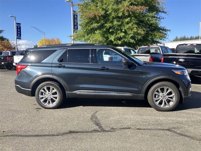 2024 Ford Explorer XLT