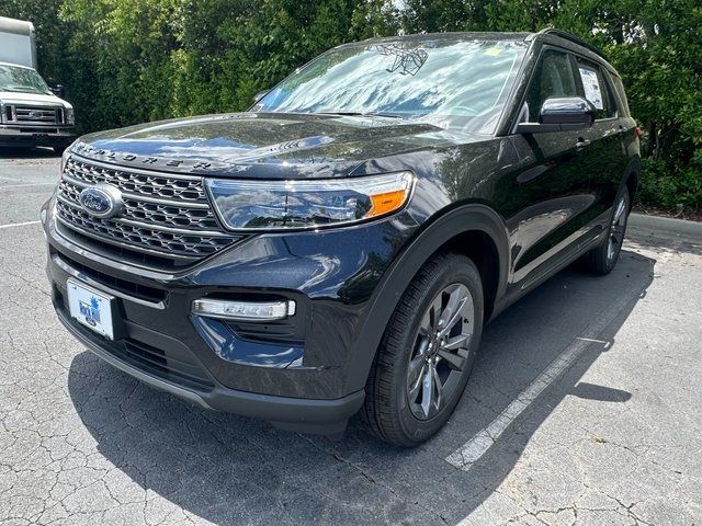 2024 Ford Explorer XLT