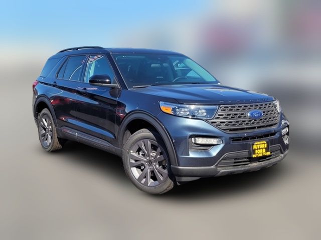 2024 Ford Explorer XLT