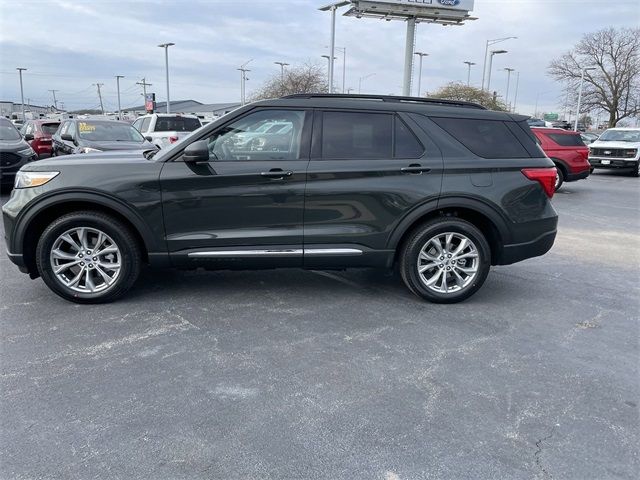 2024 Ford Explorer XLT