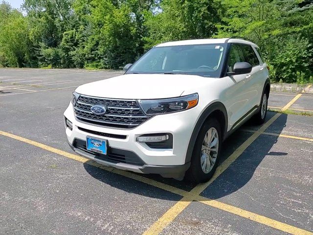 2024 Ford Explorer XLT