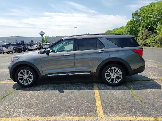 2024 Ford Explorer XLT