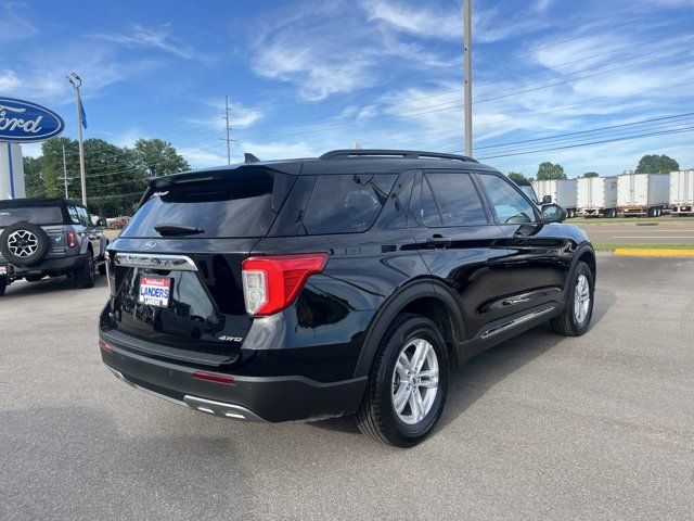 2024 Ford Explorer XLT