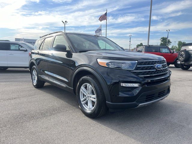 2024 Ford Explorer XLT