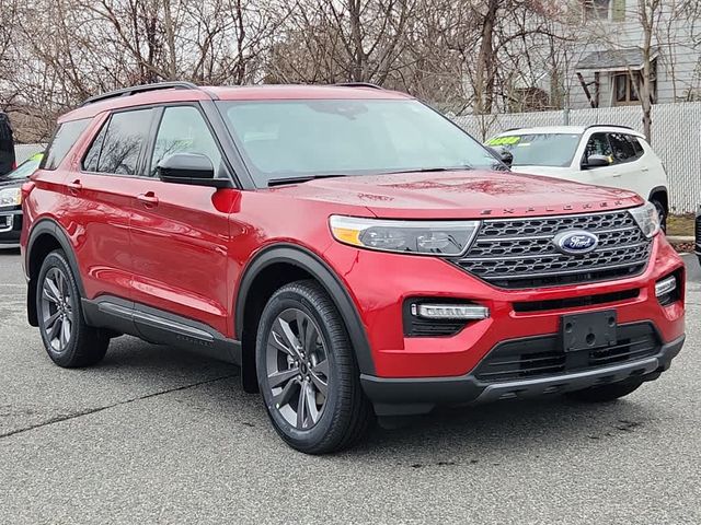 2024 Ford Explorer XLT