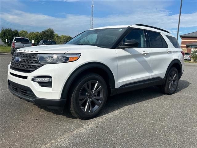 2024 Ford Explorer XLT