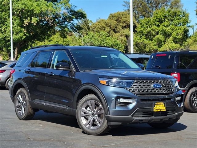 2024 Ford Explorer XLT