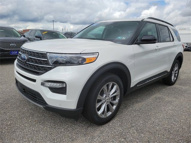 2024 Ford Explorer XLT