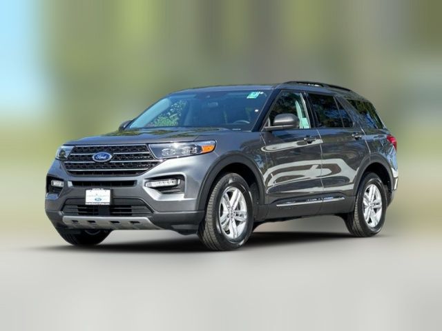 2024 Ford Explorer XLT