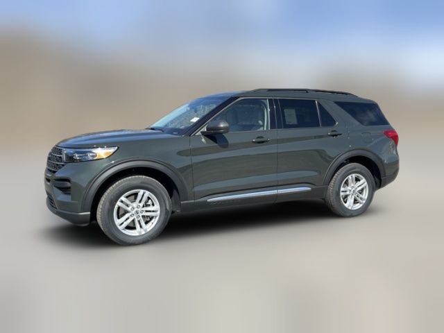 2024 Ford Explorer XLT