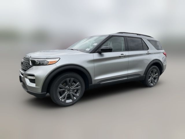 2024 Ford Explorer XLT