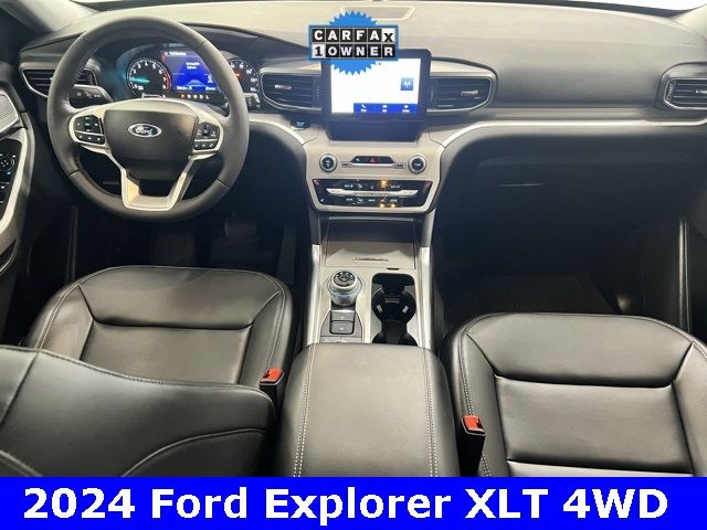 2024 Ford Explorer XLT