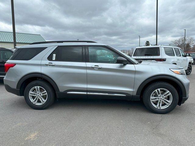 2024 Ford Explorer XLT