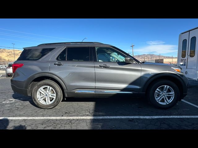 2024 Ford Explorer XLT