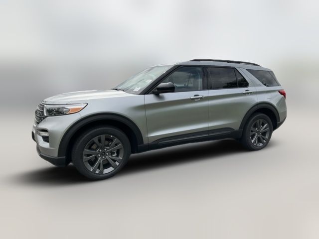 2024 Ford Explorer XLT