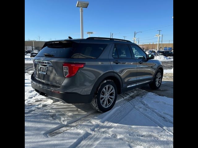 2024 Ford Explorer XLT