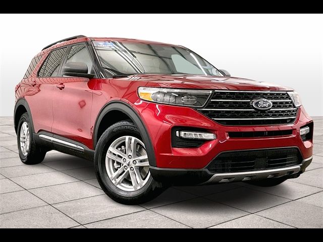 2024 Ford Explorer XLT