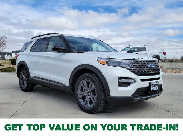 2024 Ford Explorer XLT