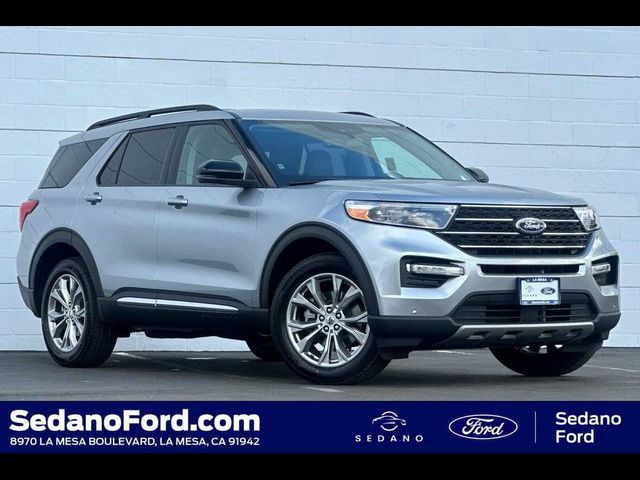 2024 Ford Explorer XLT