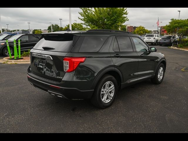 2024 Ford Explorer XLT