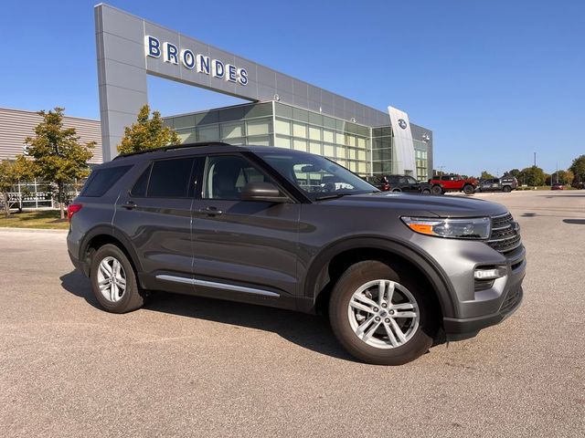 2024 Ford Explorer XLT