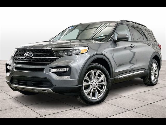 2024 Ford Explorer XLT